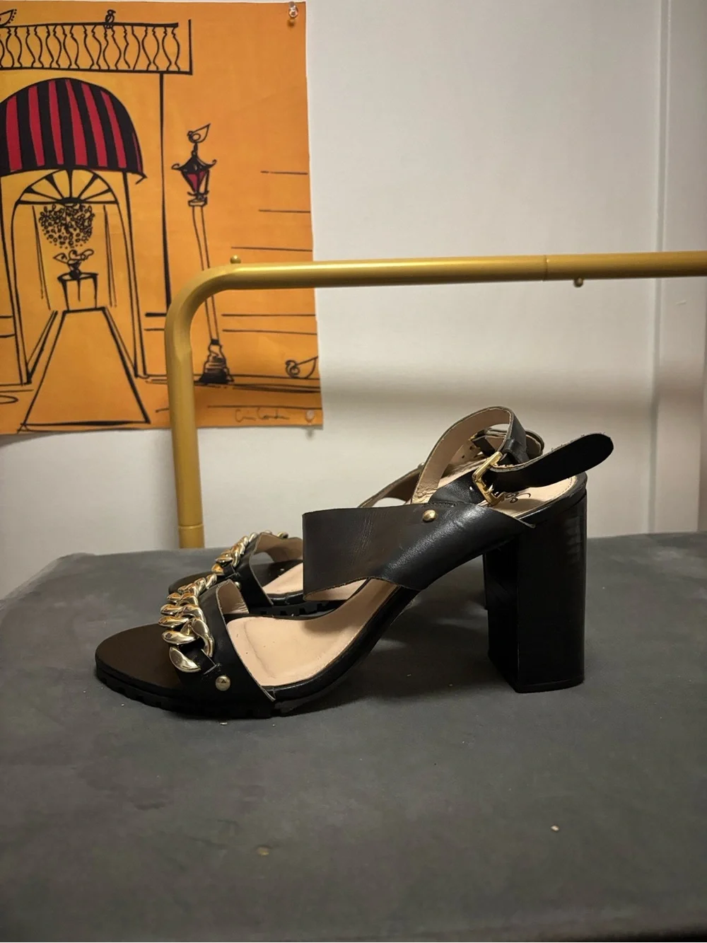 Black Chain-Accent Women's heels